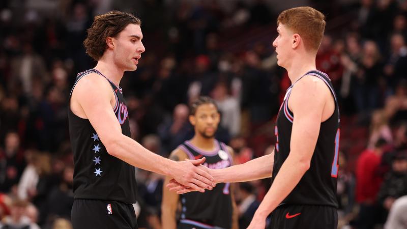 申花客战广岛三箭：吴曦领衔，米内罗、阿马杜、路易斯首发（申花客场挑战广岛三箭：吴曦率队，米内罗、阿马杜、路易斯进入首发阵容）