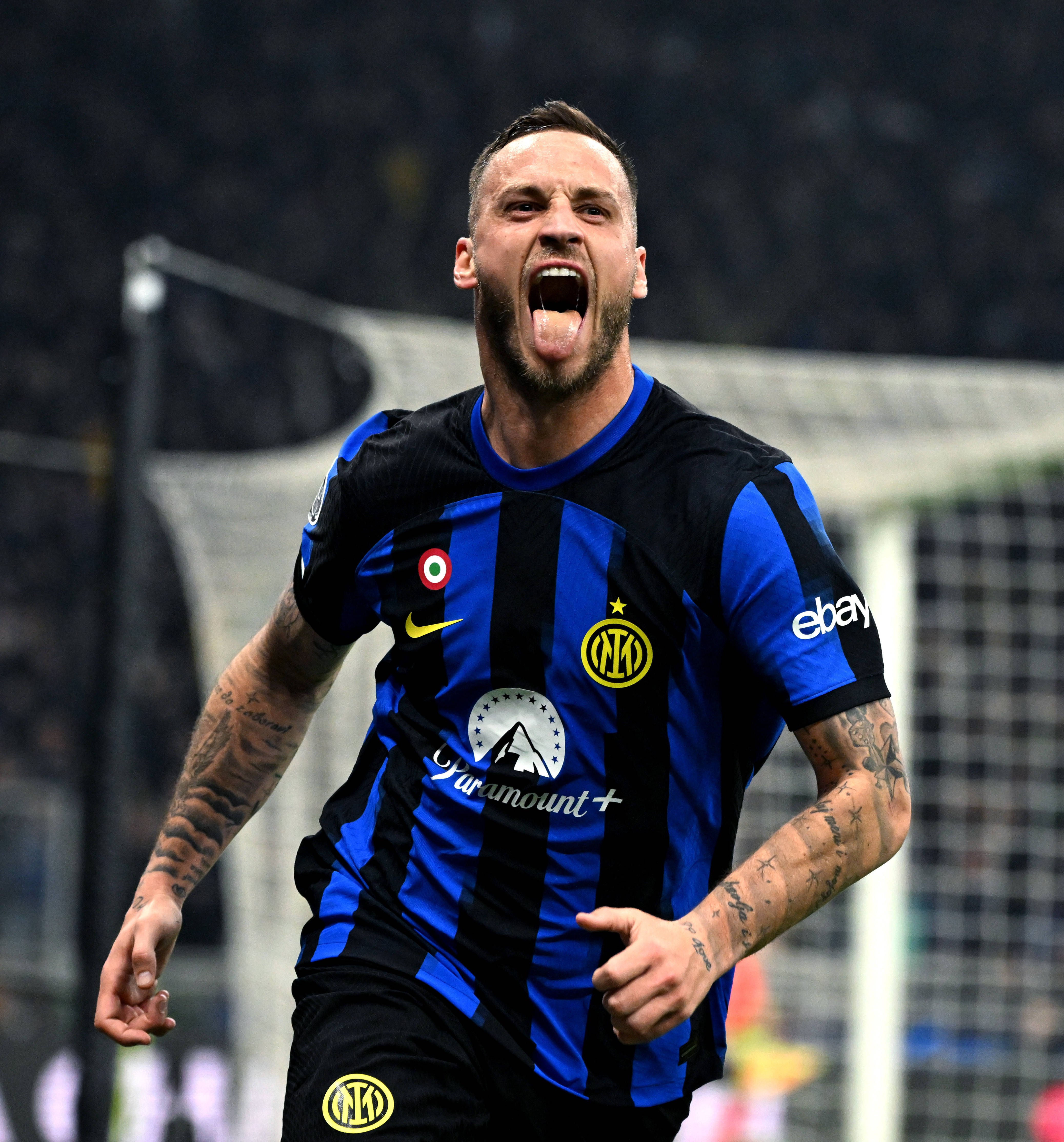 谭龙：对不起球队和城市，对未来没什么好展望的（谭龙致歉球队与城市：对未来难言乐观）