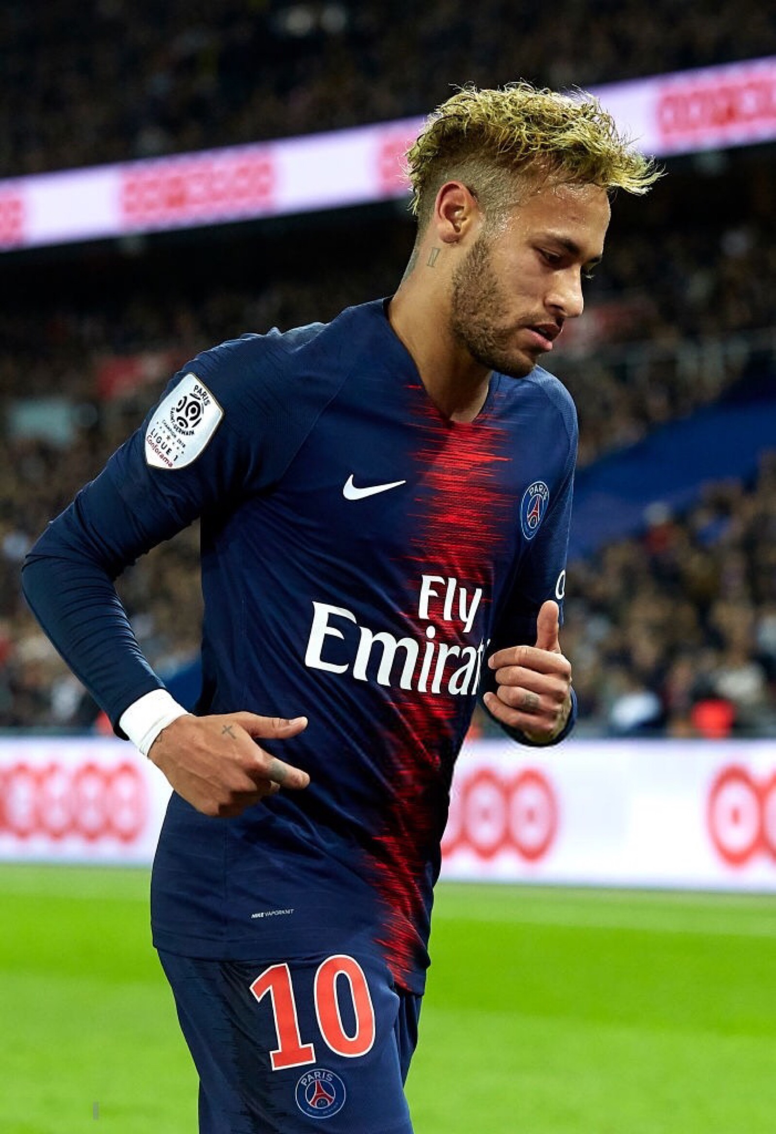 斯帅：为什么换下伊尔迪兹？我换上的是转会费5000万的奥蓬达（斯帅谈换人选择：伊尔迪兹下场，转会费5000万的奥蓬达登场）