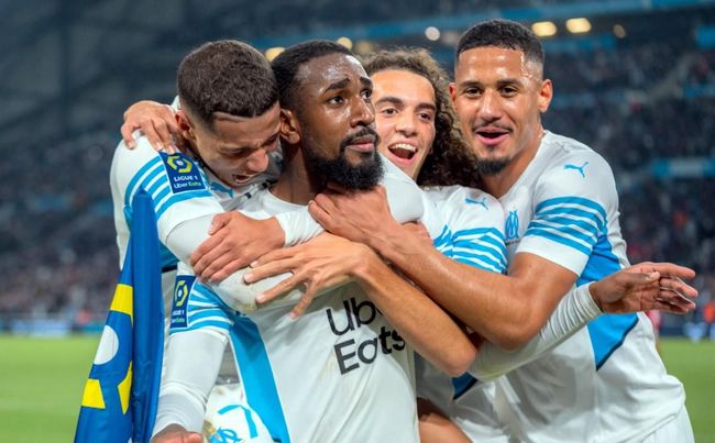 邮报：帕尔默有望战巴萨时复出，拉维亚将至少伤缺一个月（英媒：帕尔默或在对阵巴萨时复出，拉维亚预计至少伤停一个月）