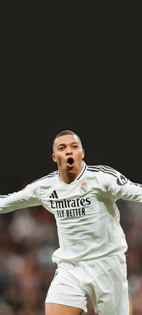 姆巴佩：四球建功刷新皇马进球纪录，坦言与传奇并肩倍感荣幸（姆巴佩大四喜改写皇马进球纪录：与传奇比肩倍感荣幸）