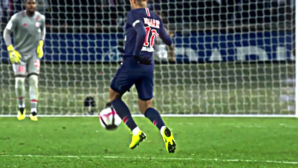 科洛瓦蒂：国米和米兰都会等机会打反击，这将是一场战术大战（科洛瓦蒂：国米与米兰将伺机反击，这将是一场战术博弈）