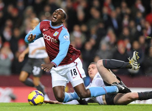 科隆vs圣保利：比尔特、卡明斯基首发，杰克逊-欧文、藤田让瑠奇马出战（科隆对阵圣保利：比尔特、卡明斯基先发，杰克逊-欧文与藤田让瑠、奇马出战）