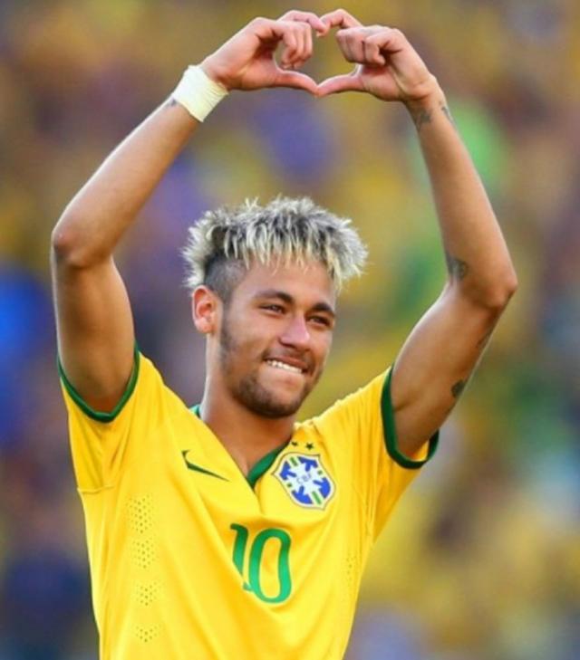 国米冬窗不引援？奥西里奥的谎言被戳穿！历史数据揭秘真相（国米冬窗真会零引援？历史数据揭底，奥西里奥说法被打脸）