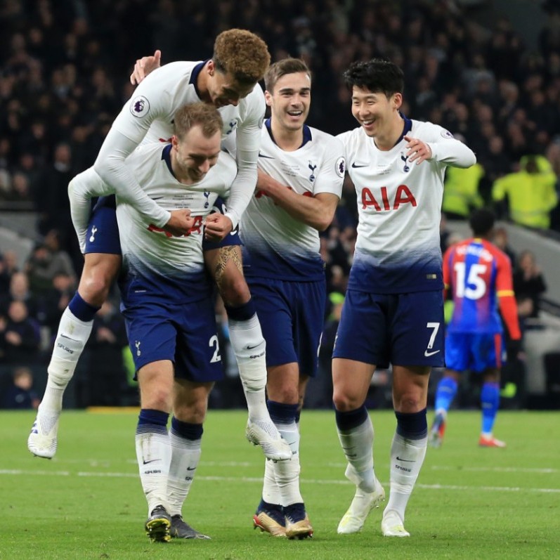 柏林联合队长：拜仁下半场一直在拖延时间，毫无公平竞赛精神（柏林联合队长指责拜仁：下半场频繁拖时间，缺乏公平竞赛精神）