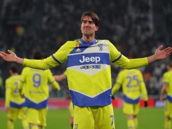 英超球员专访：萨拉赫谈赛季目标,（英超人物对话：萨拉赫畅谈赛季目标）