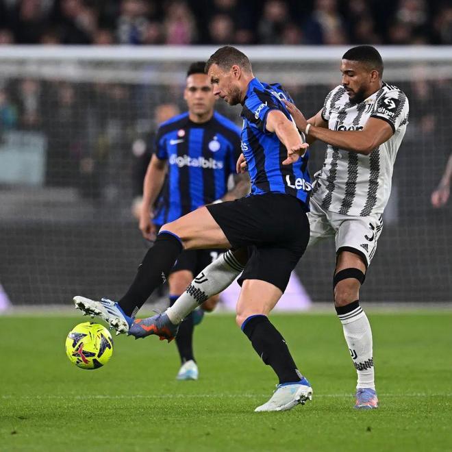 已获海港等队邀约，茹子楠表态站好梅州这班岗：拼到最后一秒（获海港等队橄榄枝，茹子楠坚守梅州：拼到最后一秒）